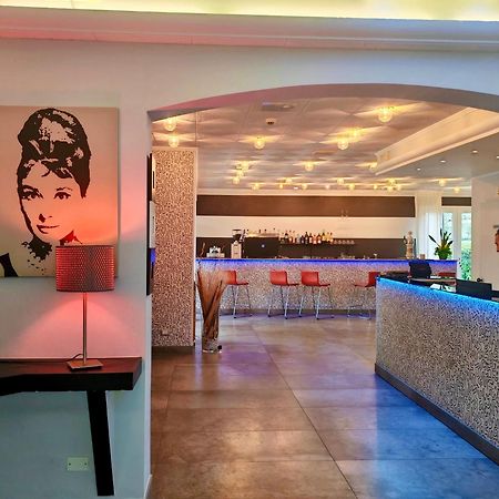Hotel Etna - Nuova Gestione Romagnola All-Inclusive Spiaggia Parcheggio ريتشوني المظهر الخارجي الصورة