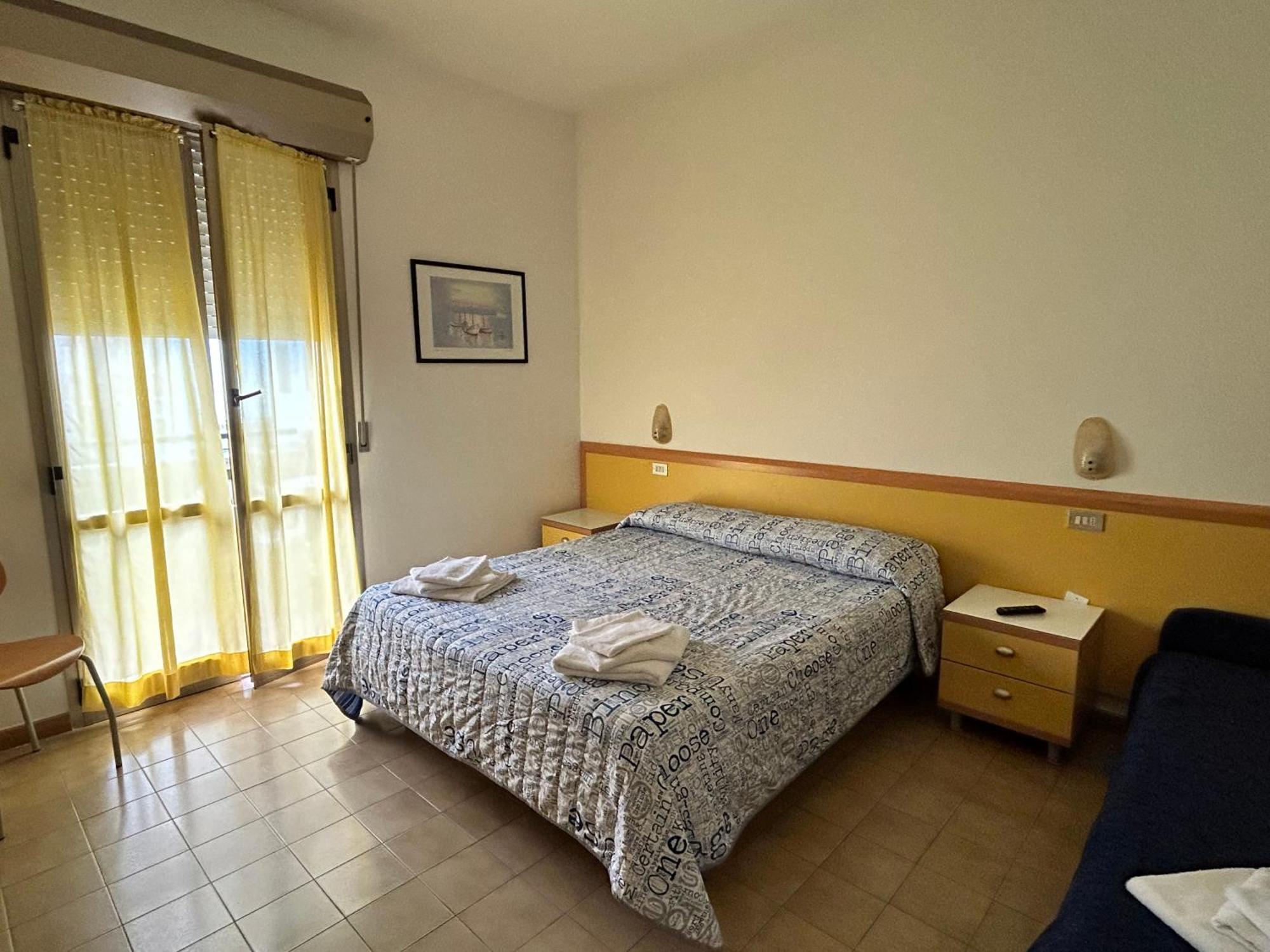 Hotel Etna - Nuova Gestione Romagnola All-Inclusive Spiaggia Parcheggio ريتشوني المظهر الخارجي الصورة