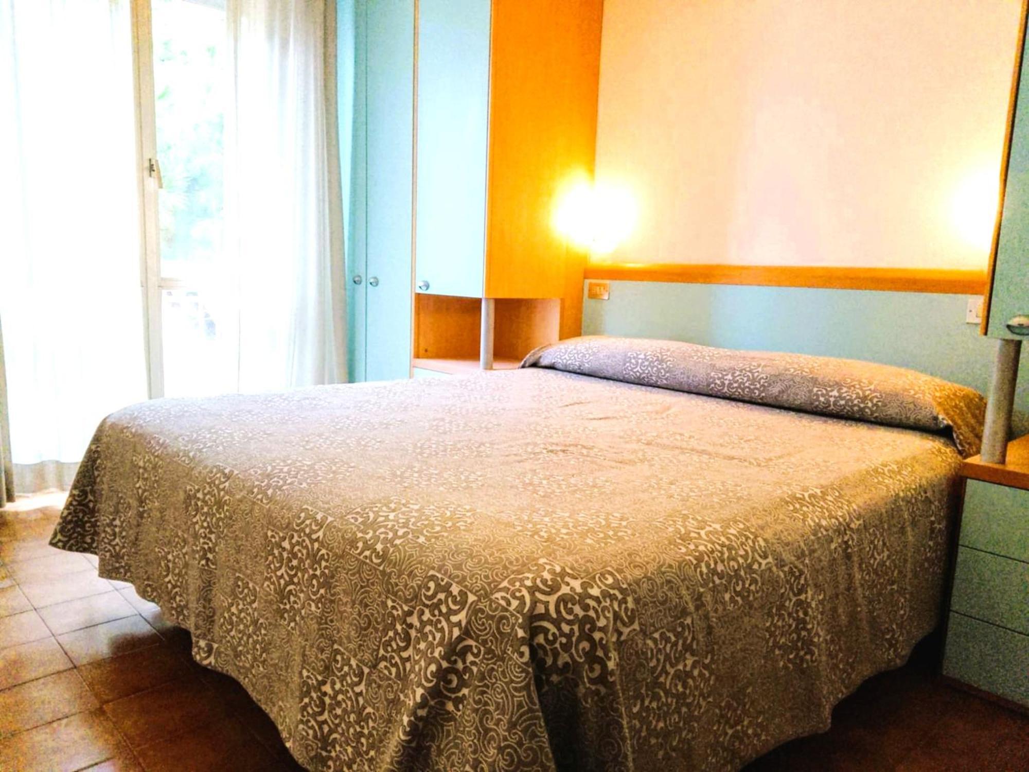 Hotel Etna - Nuova Gestione Romagnola All-Inclusive Spiaggia Parcheggio ريتشوني المظهر الخارجي الصورة